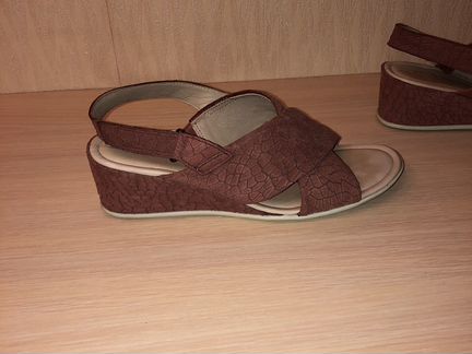 Босоножки ecco