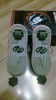 Роликовые кроссовки heelys