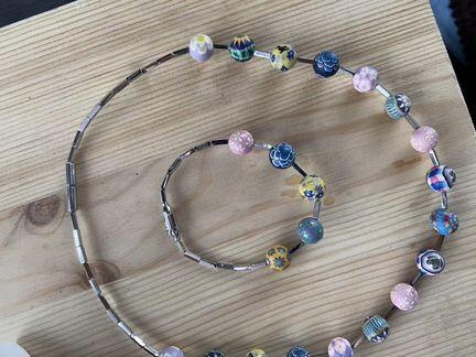 Ожерелье и браслет Swatch