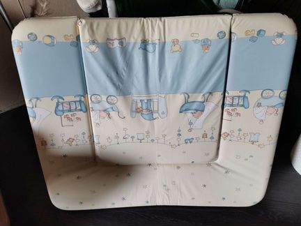 Матрас для пеленанияВ отличном состоянии. Голубой