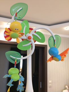 Мобиль для детской кроватки