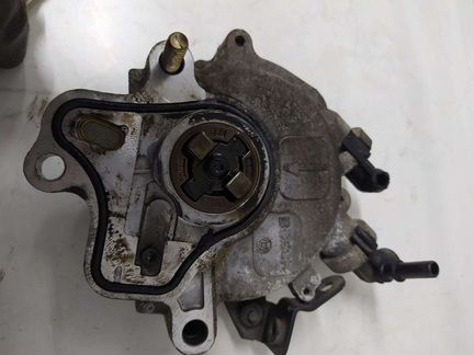 Вакуумный насос тормозов Land Rover Jaguar Pegeot