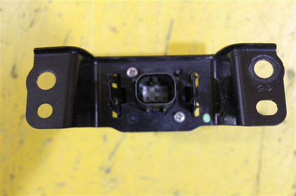 Камера в решетку радиатора передняя Toyota Land