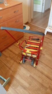 Санки детские с выдвижными колесиками