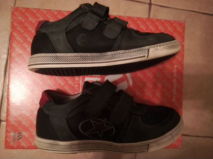 Кроссовки 32 р Milton кожа