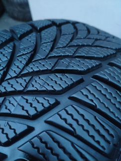 Goodyear Ultragrip Ice 2 205/50/17