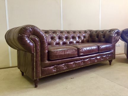 Финский импортный кожаный диван стиль Chesterfield