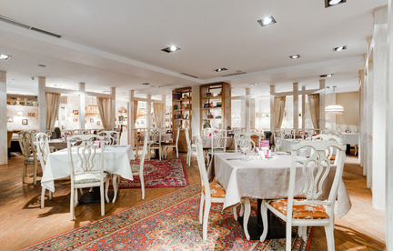 Помещение свободного назначения, 719 м²