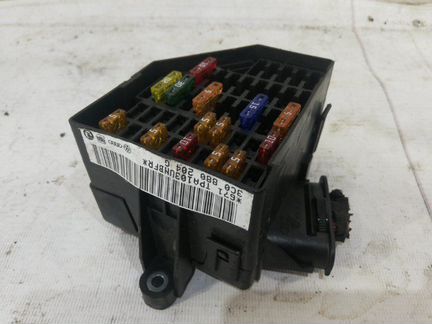 Блок предохранителей Volkswagen Passat B6 variant