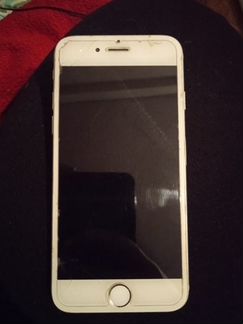 Телефон iPhone