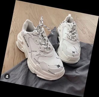 Кроссовки Balenciaga Triple S