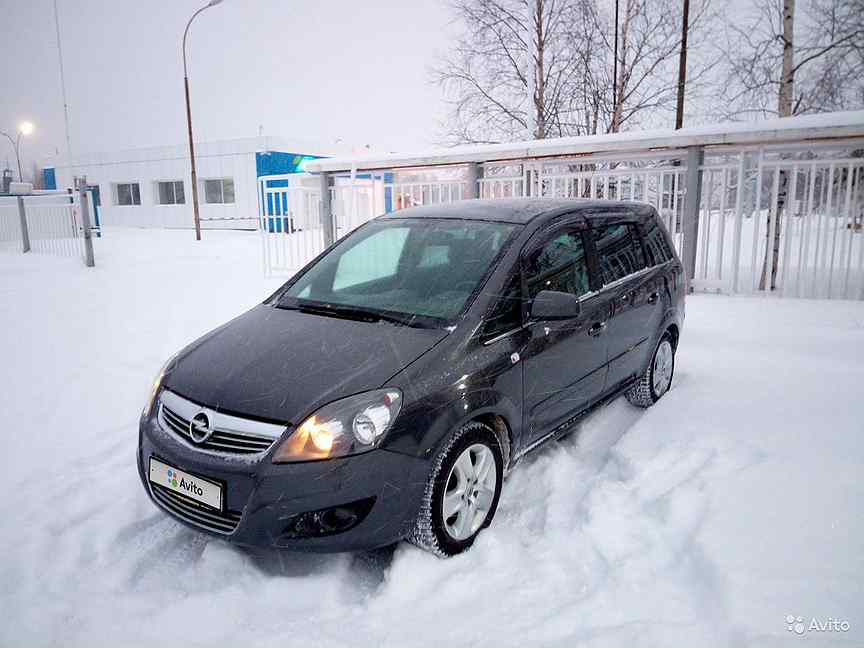 Opel zafira 2011. Опель Зафира 2011г. Зафира с 2011 бензин. Купить Опель Зафира на авито в России.
