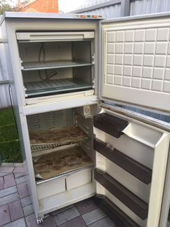 Холодильник Бирюса
