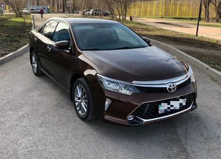 Toyota Camry V55 Решетка бампера