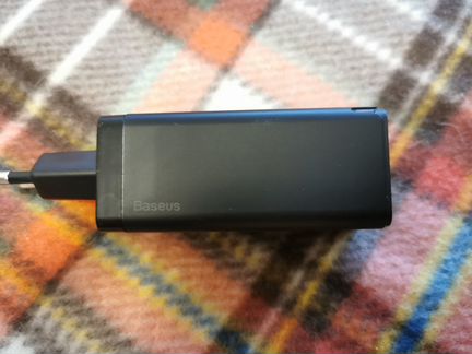 Быстрое зарядное устройство Baseus GaN 65W