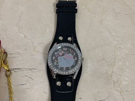 Часы Hello Kitty новые