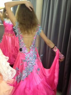 Платье для бальных танцев