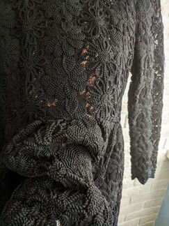 Черное кружевное платье