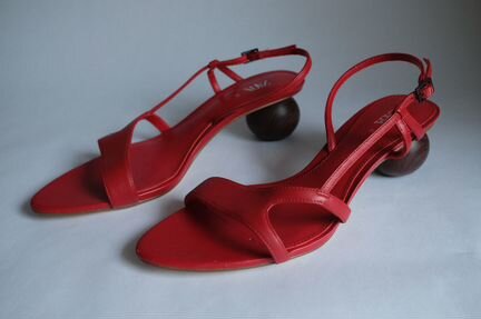 Красные босоножки Zara (кожа)