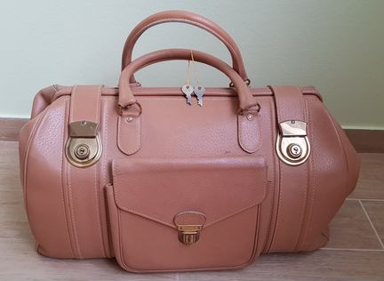 Саквояж Cheney, 70-е годы