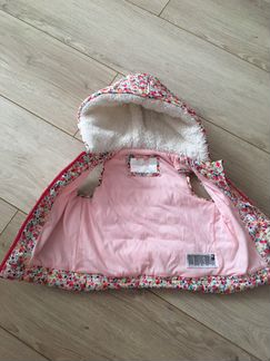 Жилетка для девочки mothercare 9-12 месяцев