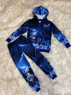 Новый спортивный костюм в школу