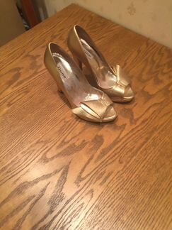 Туфли женские 38 размер новые и бу