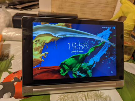 Планшет Lenovo Yoga 2 8