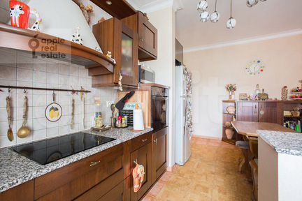 6-к квартира, 250 м², 4/5 эт.