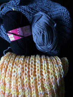 Шарф шерстяной вязаный