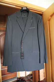 Костюм Pierre Cardin новый