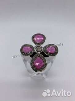 Эксклюзивное Кольцо в форме креста с рубинами