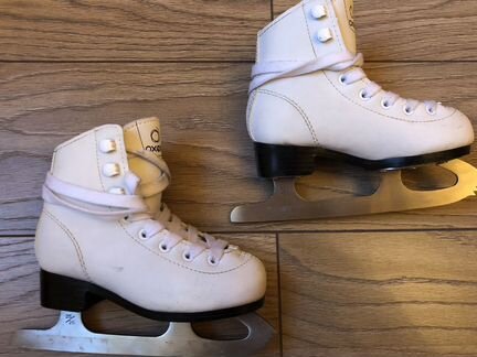 Коньки фигурные - 26 размер