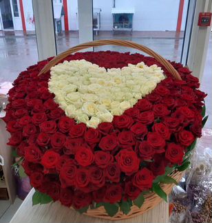 Цветы розы опт букеты 51,101,201,501роза доставка