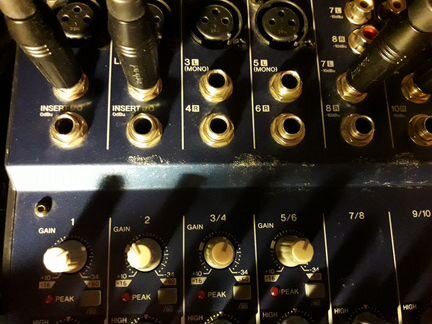 Yamaha MG 10/2 микшер