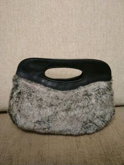 Продам меховую сумочку б/у