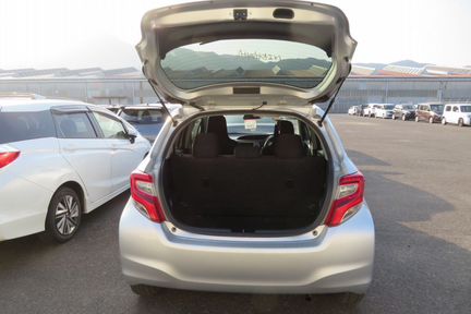 Toyota Vitz 1.0 CVT, 2016, 61 929 км