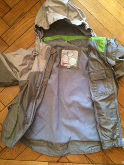 Продам ветровку huppa 100см