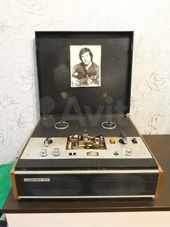 Катушечный магнитофон Сатурн-201