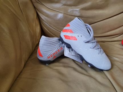 Бутсы Adidas Nemeziz новые детские 28 р