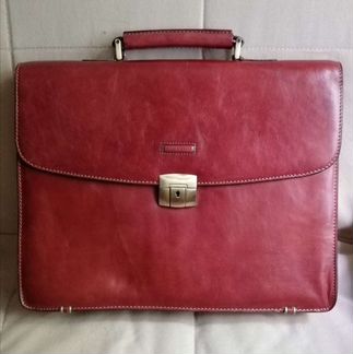 Кожаные портфели