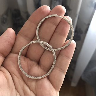 Золотые серьги с бриллиантами