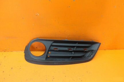 Окантовка птф передняя левая Bmw 5 F10 2013-2017