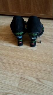 Босоножки Alla Pugachova