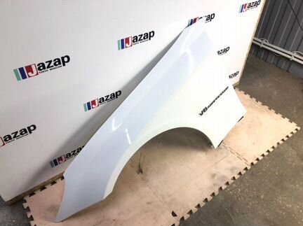 Крыло переднее w219 CLS без дефектов цв. 960U