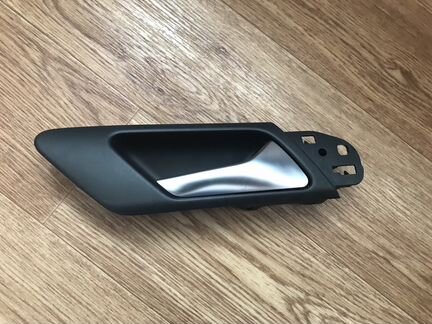 Салонные ручки дверей VW Tiguan