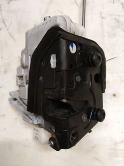 Замок передней правой двери Ауди А4 Б7 (B7 8E)