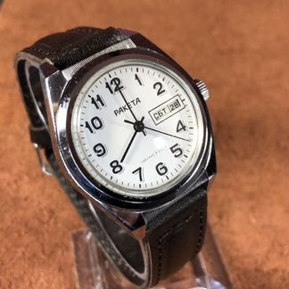 Часы ракета 2628Н С календарем 1985 СССР