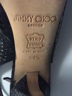 Питоновые черные босоножки Jimmy Choo