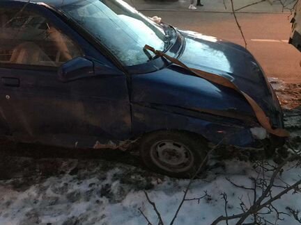 ВАЗ 2110 1.5 МТ, 2003, битый, 120 000 км